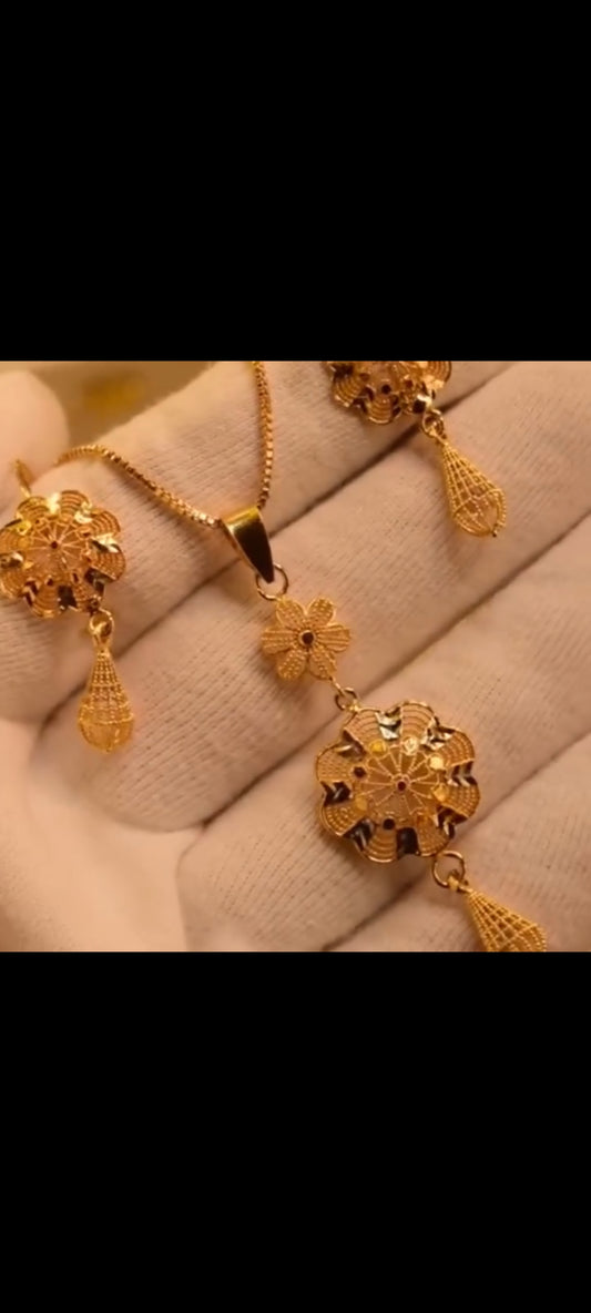 Gold Plated Zircon Locket Set