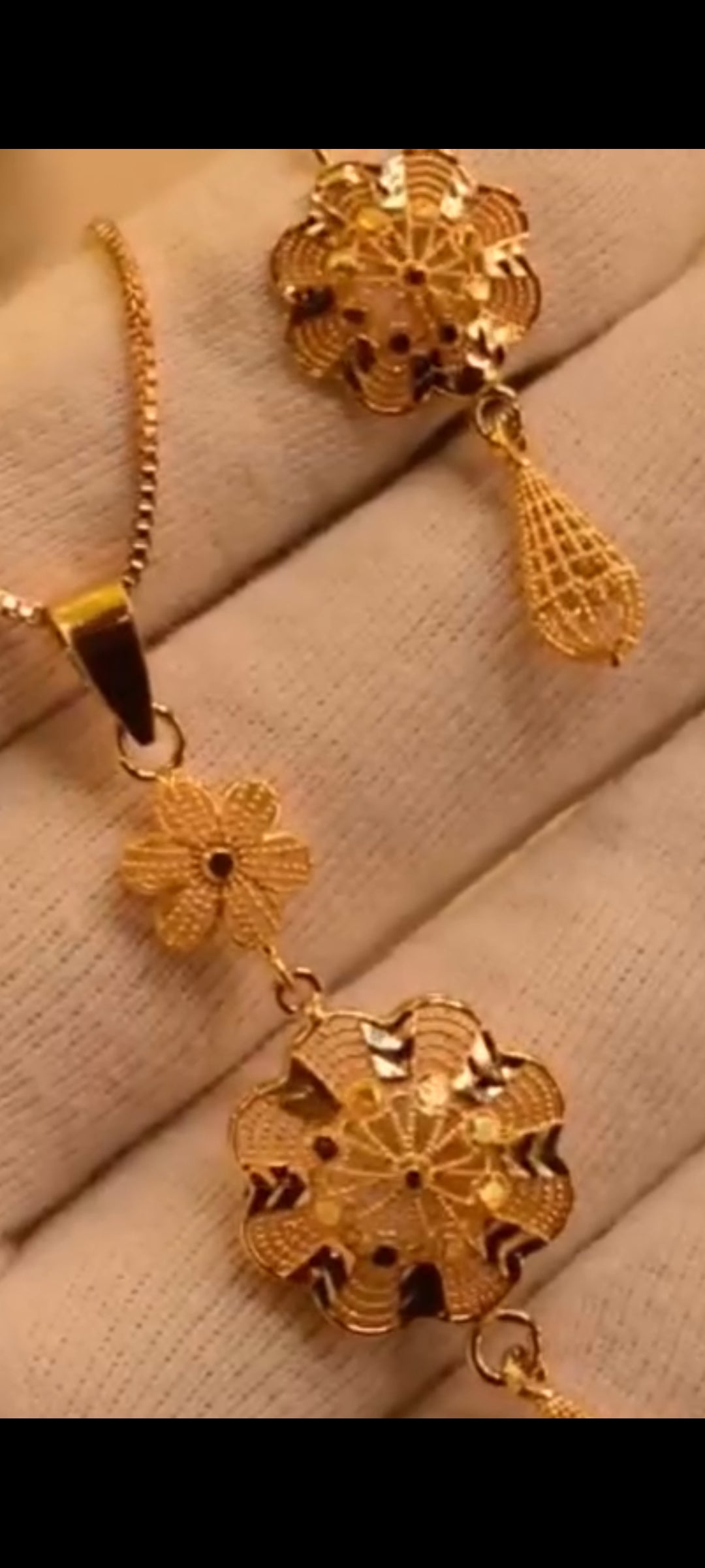 Gold Plated Zircon Locket Set