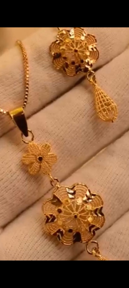 Gold Plated Zircon Locket Set