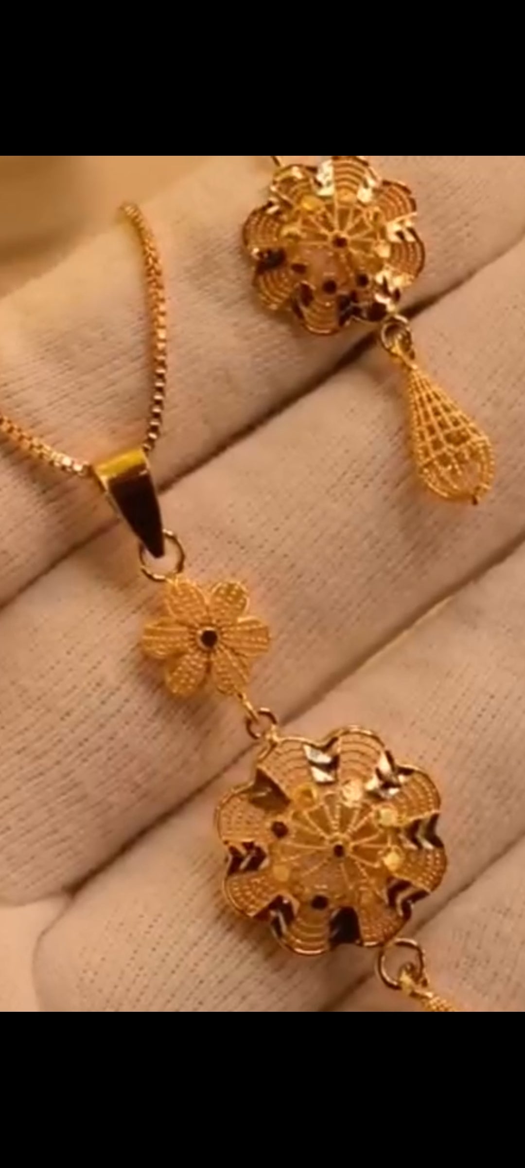 Gold Plated Zircon Locket Set